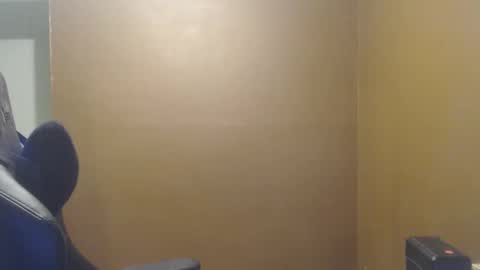 Snapshot of rzywysn117 chatting on 4, 4, 2026 rzywysn117 online show from 4, 4, 2026