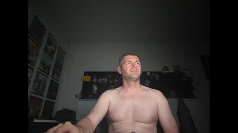 Snapshot of s1y_fox chatting on 15, 6, 2026 s1y_fox online show from 15, 6, 2026