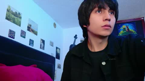Snapshot of s_a_t_u_r_n chatting on 4, 7, 2026 ST online show from 4, 7, 2026