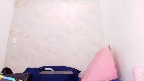 s_sofia_ online show from 4, 2, 2025