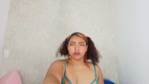 s_sofia_ online show from 25, 9, 2025