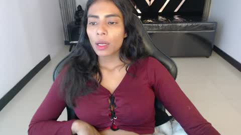 Snapshot of saara_ch1 chatting on 17, 4, 2026 saara_ch1 online show from 17, 4, 2026
