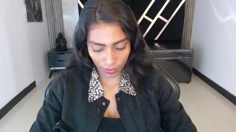 Snapshot of saara_ch1 chatting on 23, 4, 2026 saara_ch1 online show from 23, 4, 2026