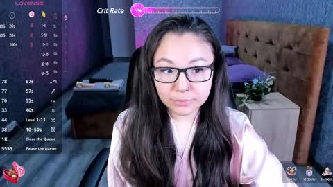Snapshot of sabrina_sven chatting on 13, 1, 2025 GMT7TueWedThuFriSatSun 0100am-0700am online show from 13, 1, 2025