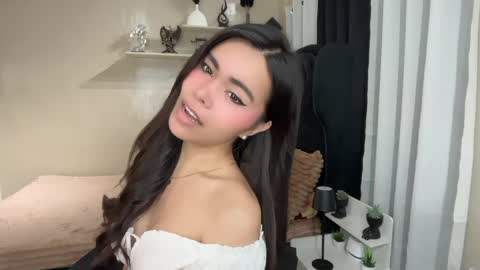 Snapshot of sabrinamadonna54 chatting on 8, 6, 2026 sabrinamadonna54 online show from 8, 6, 2026