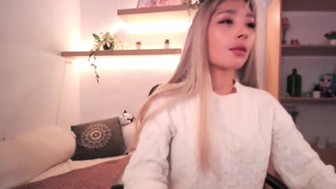 Snapshot of sabrinaspell_ chatting on 28, 3, 2026 S A B R I N A online show from 28, 3, 2026