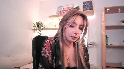 Snapshot of sabrinaspell_ chatting on 8, 4, 2026 S A B R I N A online show from 8, 4, 2026