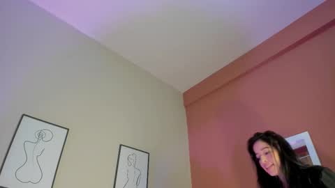 Snapshot of sabrinawarren chatting on 5, 3, 2025 Sabrina Warren online show from 5, 3, 2025