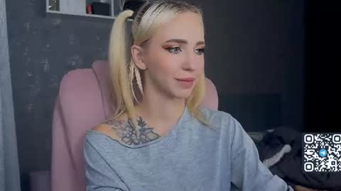 Snapshot of sabrinkaa chatting on 24, 6, 2026 Sabi Ryder new acc online show from 24, 6, 2026