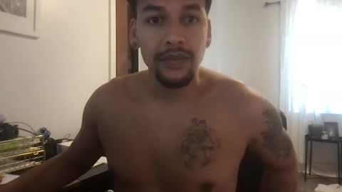 Snapshot of sack_draggin chatting on 9, 1, 2025 Beezy online show from 9, 1, 2025