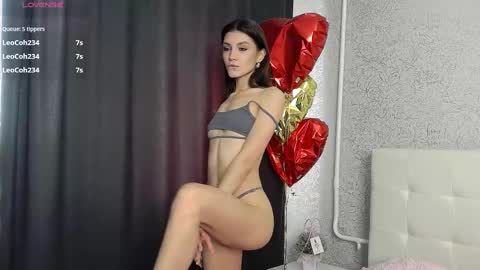 Sacura online show from 5, 3, 2025