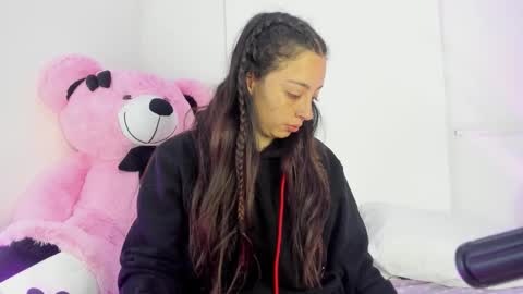    online show from 23, 10, 2025