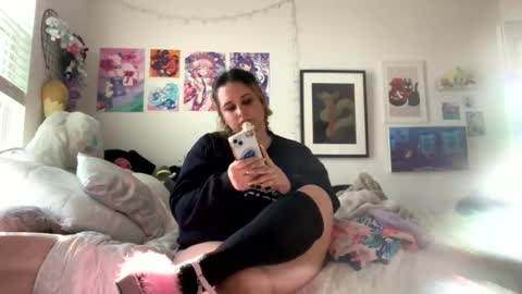 Snapshot of sadgirlsocial chatting on 13, 10, 2025 sweet angel baby online show from 13, 10, 2025