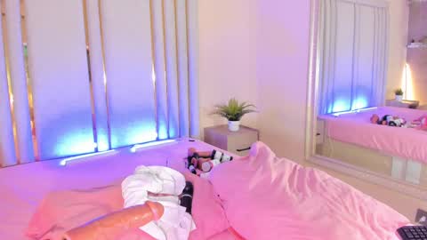 Snapshot of saekohofman chatting on 20, 2, 2025 Mara online show from 20, 2, 2025