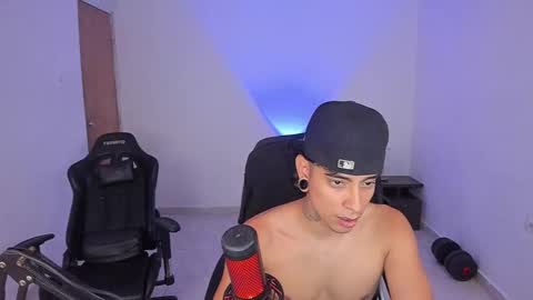 saenz_hotx online show from 21, 11, 2025