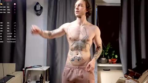 Snapshot of sage6688 chatting on 18, 11, 2025 Adam online show from 18, 11, 2025