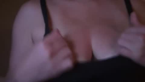 Snapshot of sageriver4200 chatting on 4, 8, 2026 sageriver4200 online show from 4, 8, 2026