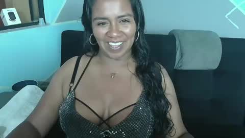 Snapshot of saggil_0385 chatting on 25, 4, 2026 saggil_0385 online show from 25, 4, 2026