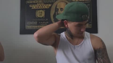 Sahara y Thiago online show from 23, 10, 2025