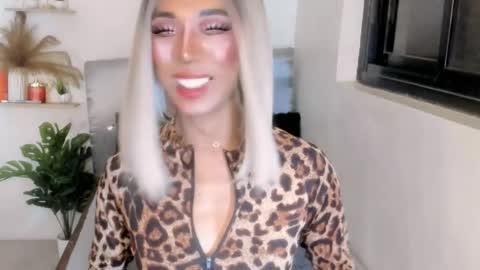 Snapshot of sahayafox chatting on 9, 4, 2026 sahayafox online show from 9, 4, 2026