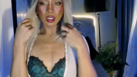 Snapshot of sahayafox chatting on 23, 4, 2026 sahayafox online show from 23, 4, 2026