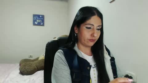 Snapshot of sahotlove1 chatting on 5, 3, 2025 Karina online show from 5, 3, 2025