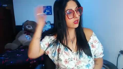 Snapshot of sahotlove1 chatting on 19, 9, 2025 Karina online show from 19, 9, 2025