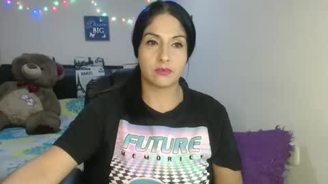 Snapshot of sahotlove1 chatting on 4, 11, 2025 Karina online show from 4, 11, 2025