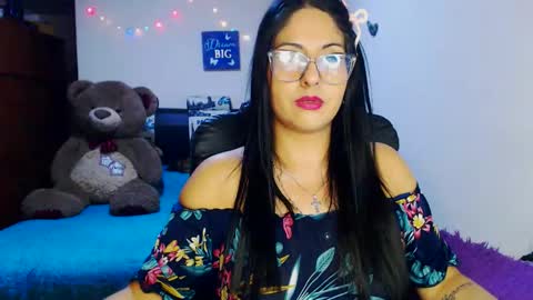 Snapshot of sahotlove1 chatting on 14, 11, 2025 Karina online show from 14, 11, 2025