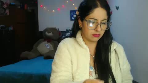 Snapshot of sahotlove1 chatting on 28, 11, 2025 Karina online show from 28, 11, 2025