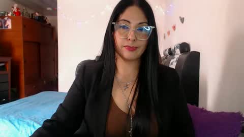 Snapshot of sahotlove1 chatting on 18, 12, 2025 Karina online show from 18, 12, 2025