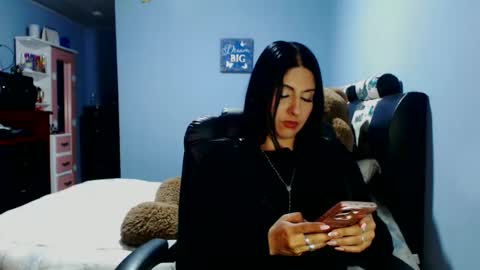 Snapshot of sahotlove1 chatting on 28, 4, 2026 Karina online show from 28, 4, 2026