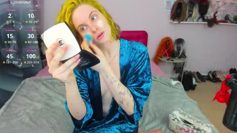 Snapshot of saidaray chatting on 28, 3, 2026 Adel online show from 28, 3, 2026