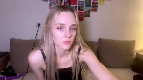 Snapshot of sailormoon666_ chatting on 3, 2, 2025 Sofia online show from 3, 2, 2025