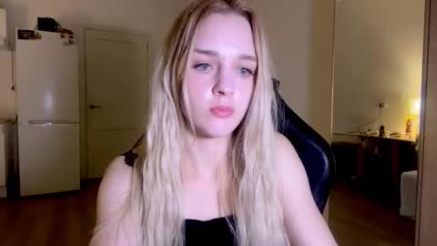 Snapshot of sailormoon666_ chatting on 16, 10, 2025 Sofia online show from 16, 10, 2025