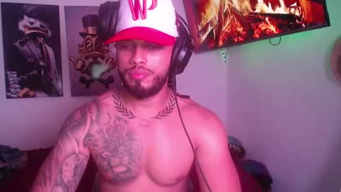 Snapshot of saimong10 chatting on 24, 2, 2025 saimong10 online show from 24, 2, 2025