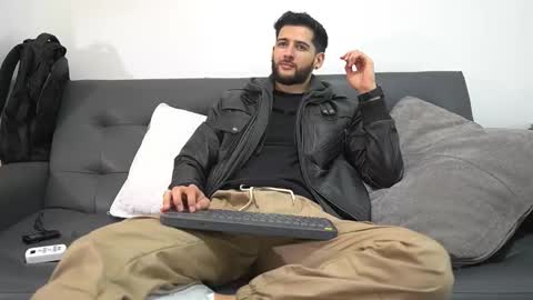 saimon  online show from 14, 12, 2025