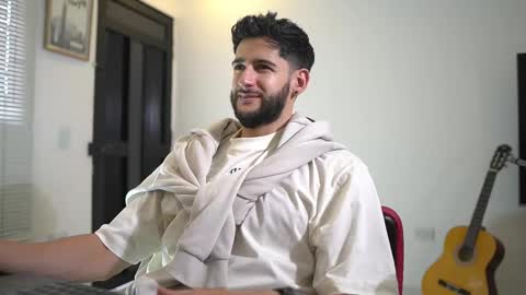 Snapshot of saimonhot1 chatting on 6, 1, 2026 saimon online show from 6, 1, 2026