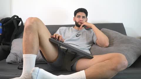 Snapshot of saimonhot1 chatting on 5, 2, 2026 saimon online show from 5, 2, 2026