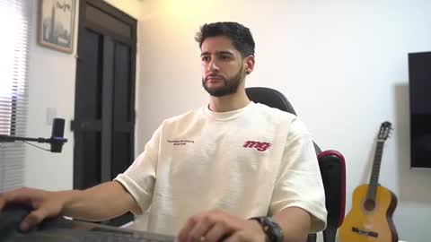 Snapshot of saimonhot1 chatting on 23, 3, 2026 saimon online show from 23, 3, 2026