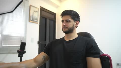 Snapshot of saimonhot1 chatting on 1, 4, 2026 saimon online show from 1, 4, 2026