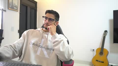 Snapshot of saimonhot1 chatting on 8, 4, 2026 saimon online show from 8, 4, 2026