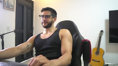 Snapshot of saimonhot1 chatting on 11, 4, 2026 saimon online show from 11, 4, 2026