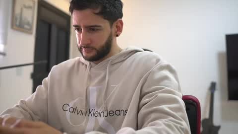 Snapshot of saimonhot1 chatting on 16, 4, 2026 saimon online show from 16, 4, 2026