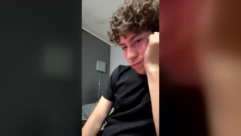 Snapshot of saint_nott chatting on 12, 7, 2026 saint_nott online show from 12, 7, 2026