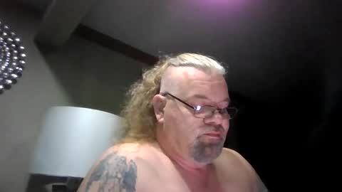 Snapshot of saintbeenadick chatting on 4, 4, 2026 saintbeenadick online show from 4, 4, 2026