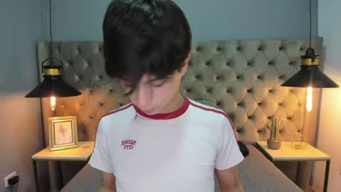Snapshot of saintdangelo chatting on 31, 3, 2026 Santi online show from 31, 3, 2026