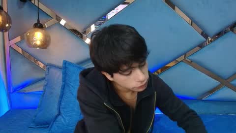 Snapshot of saintdangelo chatting on 6, 4, 2026 Santi online show from 6, 4, 2026