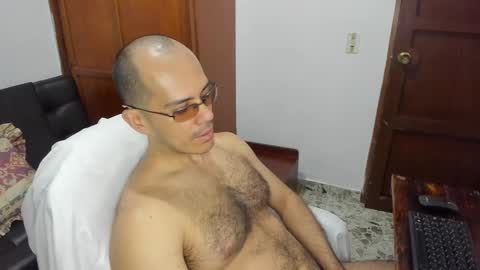 Snapshot of saintedy01 chatting on 17, 12, 2024 saintedy01 online show from 17, 12, 2024