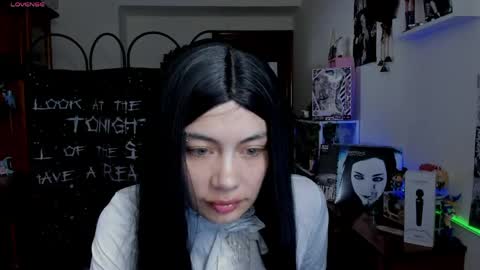 Snapshot of sakaexxx chatting on 23, 4, 2026 online show from 23, 4, 2026